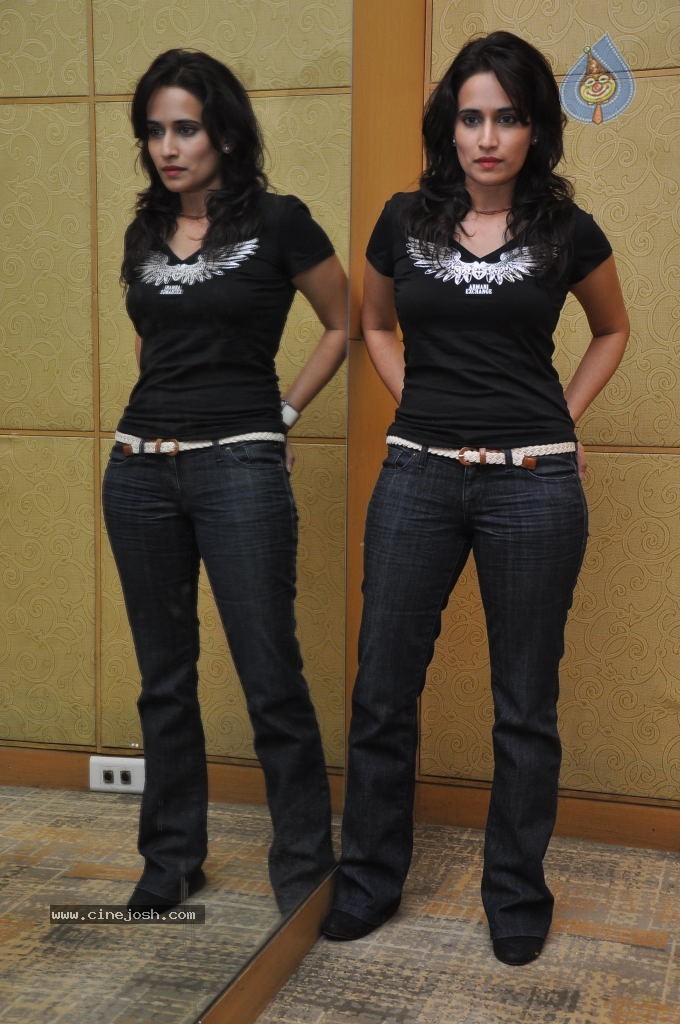 Chinmayi Ghatrazu New Stills - 39 / 45 photos