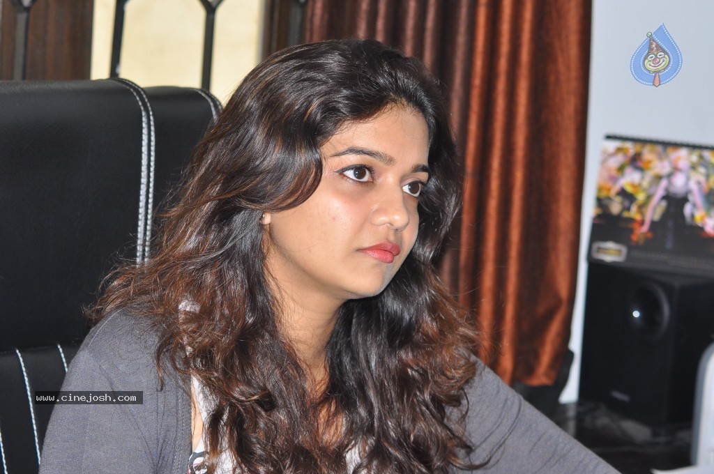 Colors Swathi Latest Gallery - 38 / 133 photos