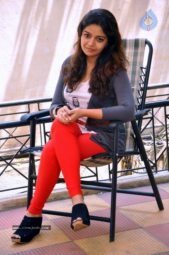 Colors Swathi Latest Gallery - 40 / 133 photos