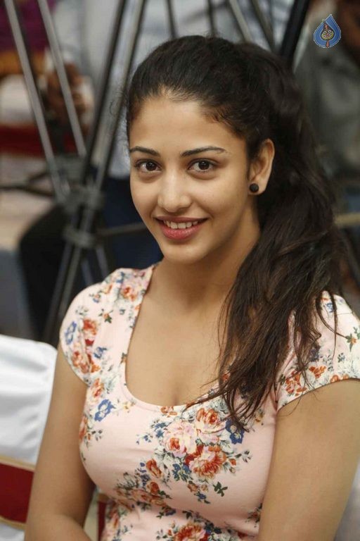 Daksha Nagarkar Latest Photos - 36 / 42 photos