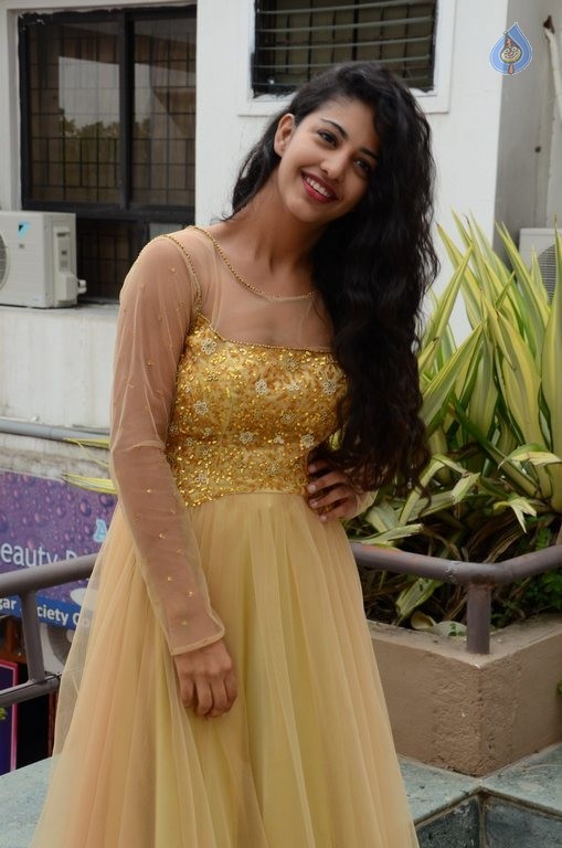 Daksha Nagarkar New Photos - 8 / 42 photos