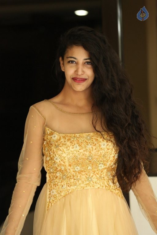 Daksha Nagarkar New Photos - 29 / 42 photos