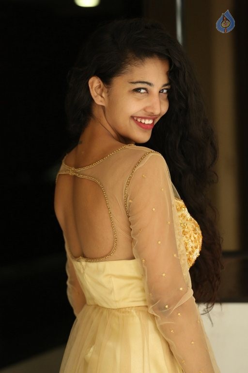 Daksha Nagarkar New Photos - 30 / 42 photos