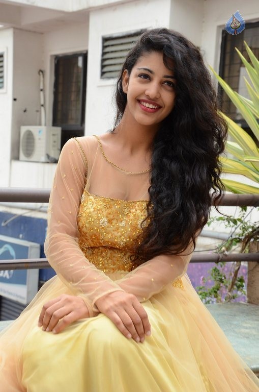 Daksha Nagarkar New Photos - 40 / 42 photos