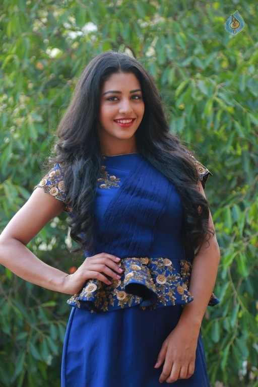 Daksha Nagarkar New Photos - 12 / 42 photos