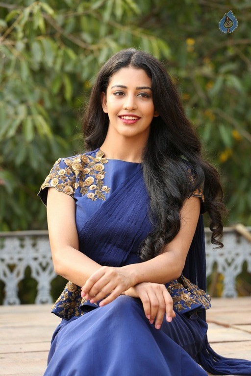 Daksha Nagarkar New Photos - 22 / 42 photos