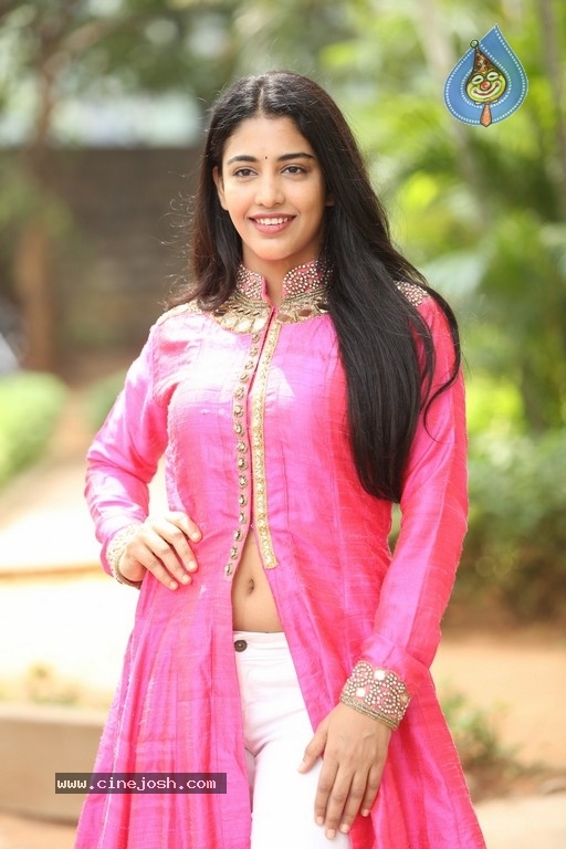 Daksha Nagarkar Photos - 29 / 41 photos