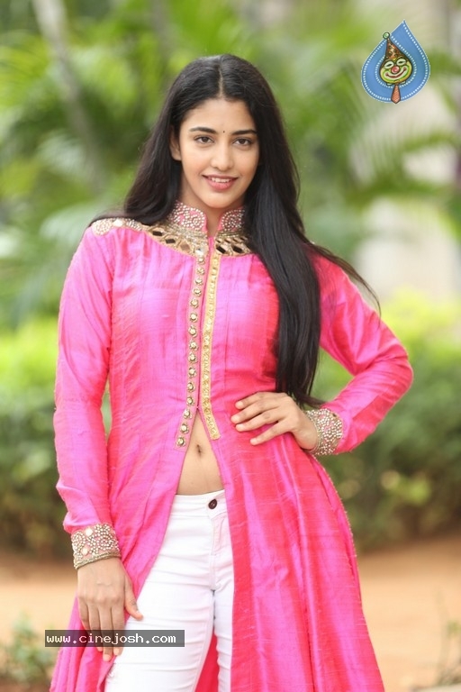 Daksha Nagarkar Photos - 31 / 41 photos