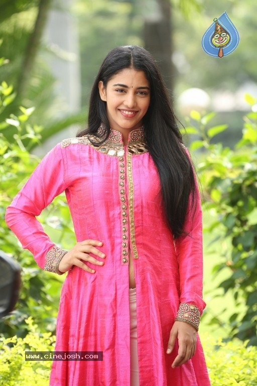 Daksha Nagarkar Photos - 34 / 41 photos