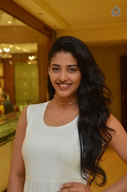 Daksha Nagarkar Photos - 22 / 41 photos