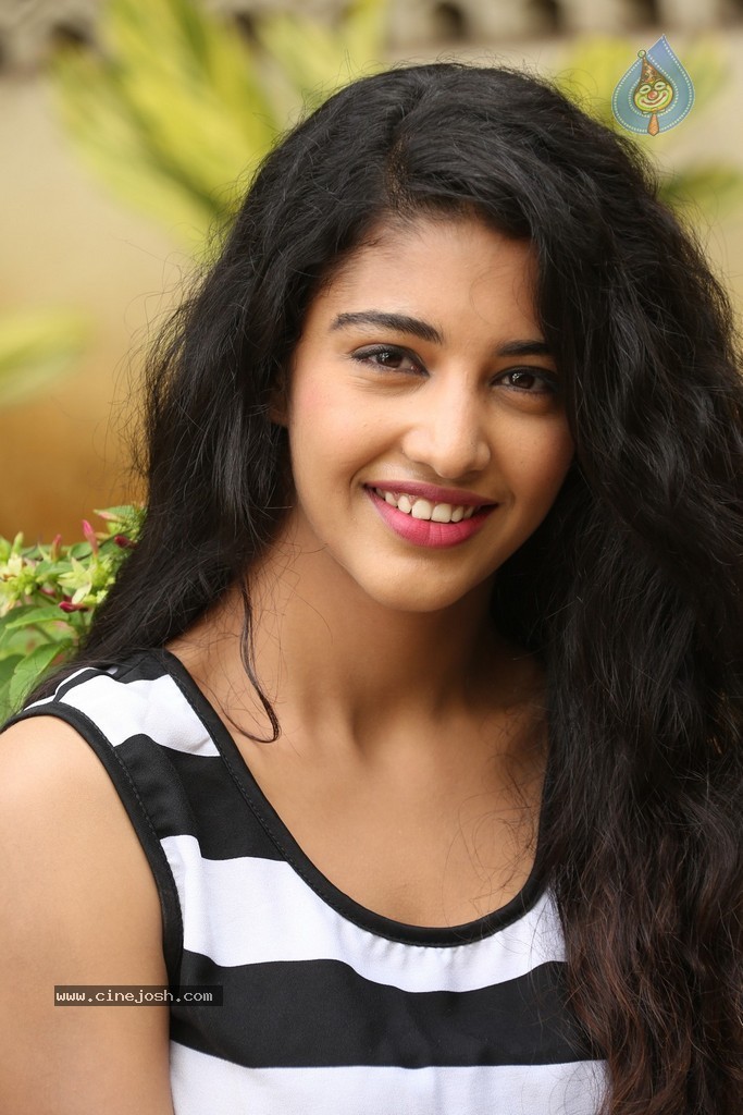 Daksha Nagarkar Stills - 10 / 70 photos