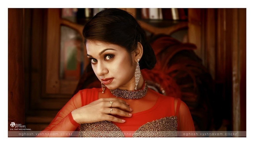 Daksha Photoshoot Photos - 19 / 62 photos