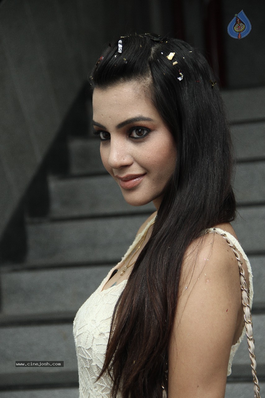 Deeksha Panth Hot Stills - 53 / 57 photos