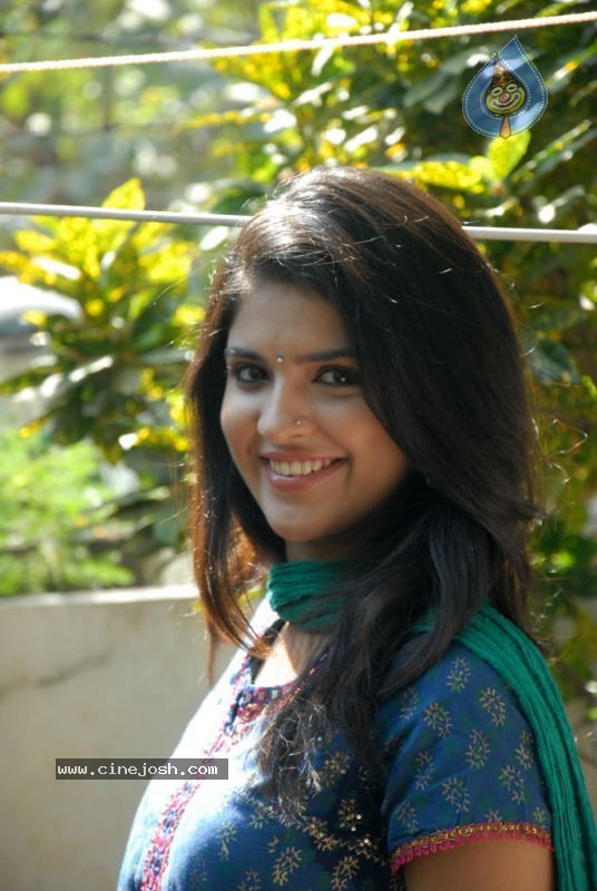 Deeksha Seth Latest Gallery - 71 / 73 photos