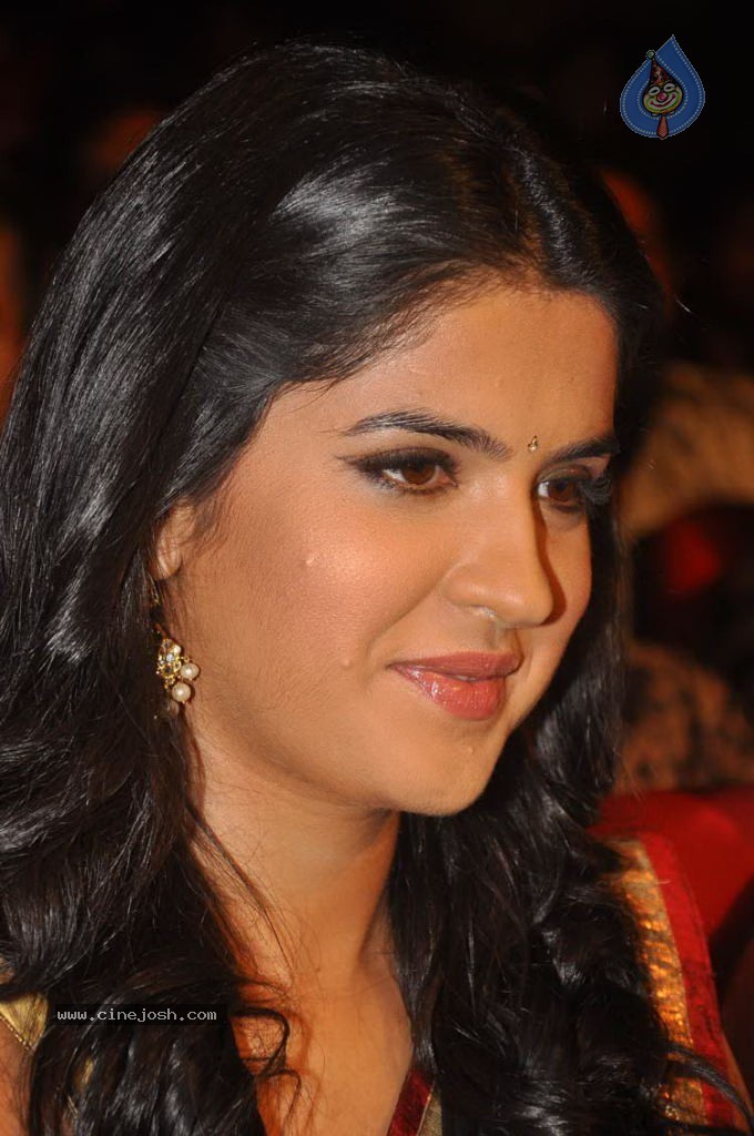 Deeksha Seth Latest Stills - 35 / 47 photos