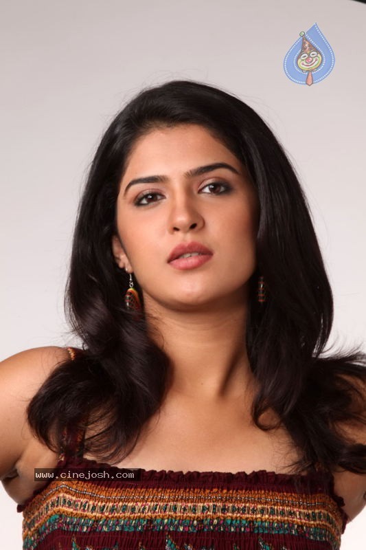 Deeksha Seth New Photos - 8 / 46 photos