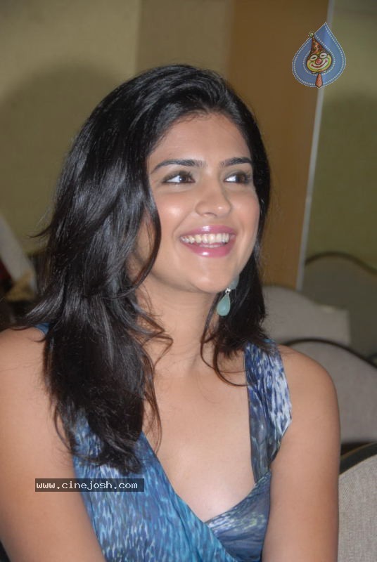 Deeksha Seth New Stills - 22 / 24 photos