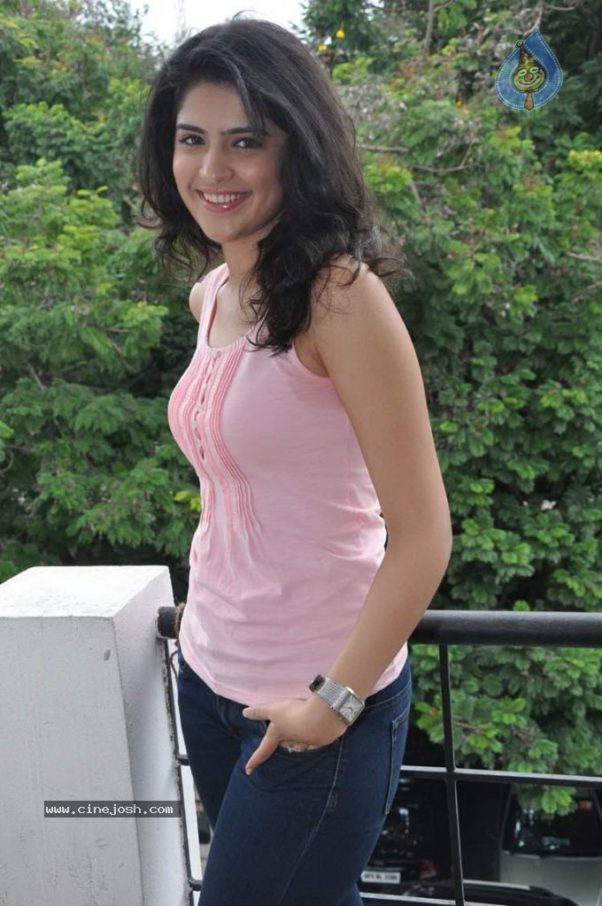 Deeksha Seth Photos - 57 / 63 photos