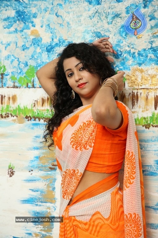 Deepu Naidu New Images - 8 / 21 photos