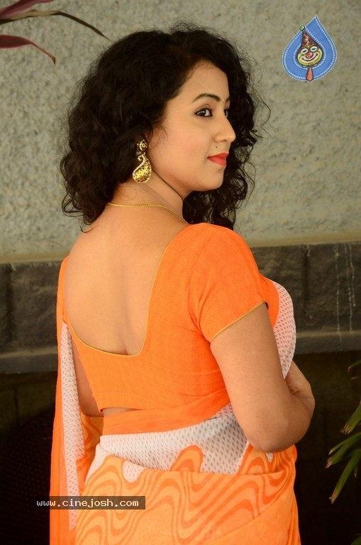 Deepu Naidu New Images - 12 / 21 photos