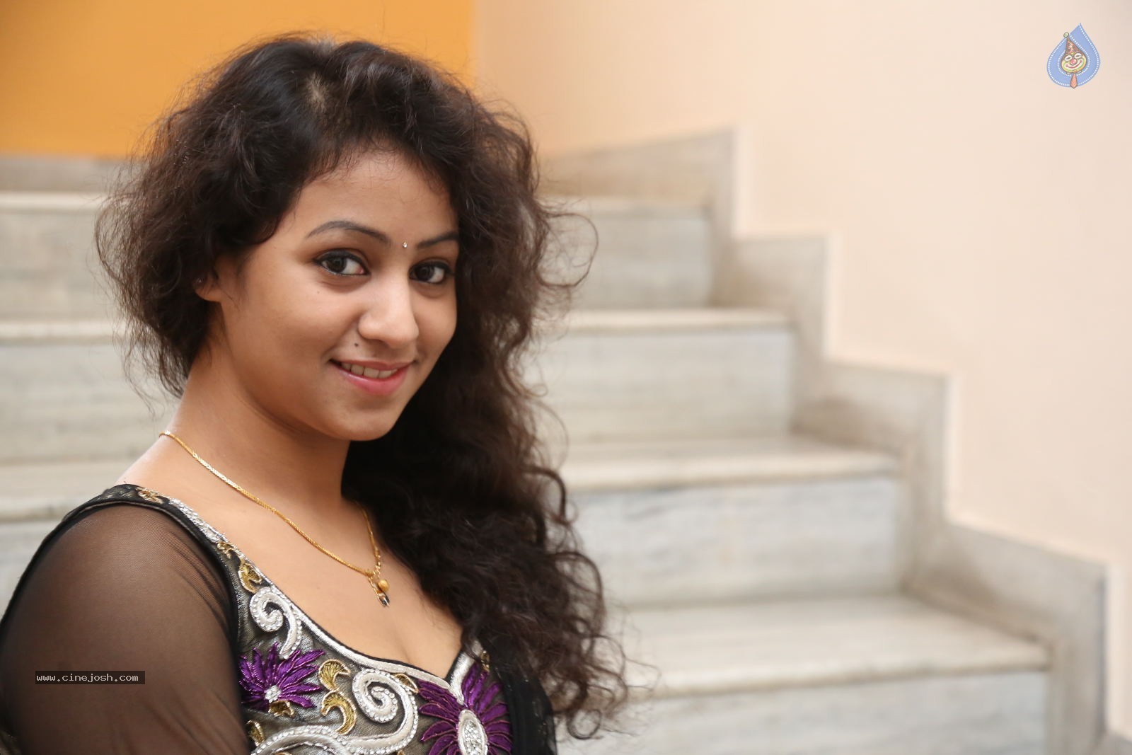 Deepu Stills - 39 / 114 photos