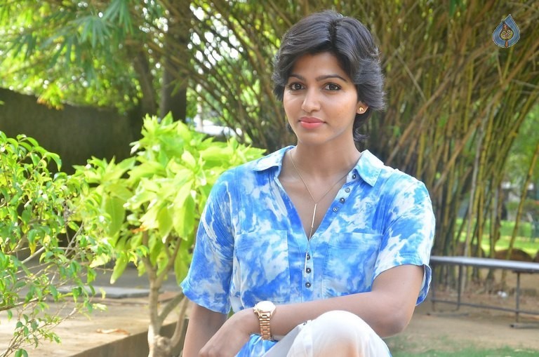 Dhansika Latest Photos - 7 / 15 photos