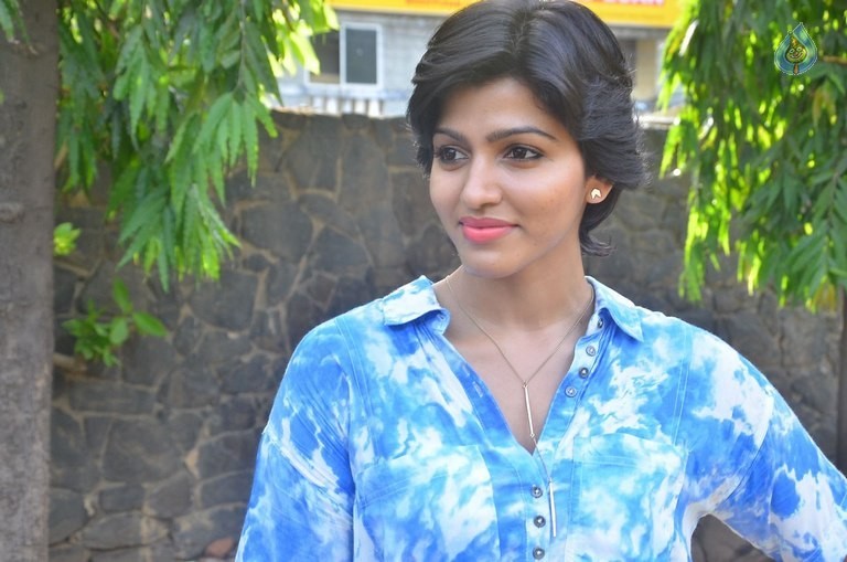 Dhansika Latest Photos - 13 / 15 photos