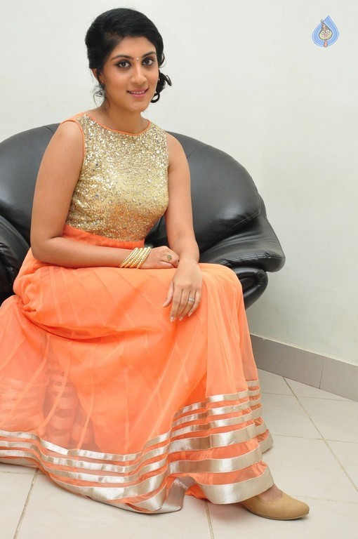 Dhanya Balakrishna New Images - 5 / 28 photos