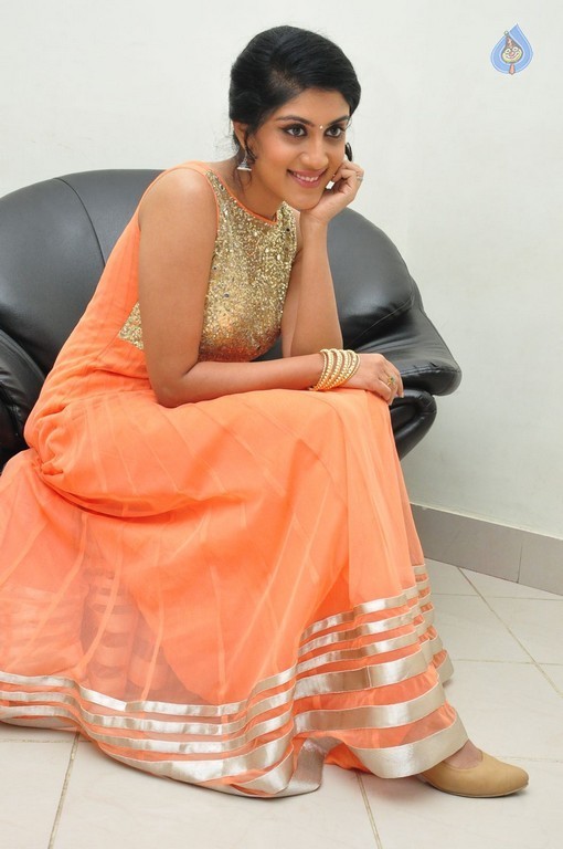 Dhanya Balakrishna New Images - 26 / 28 photos