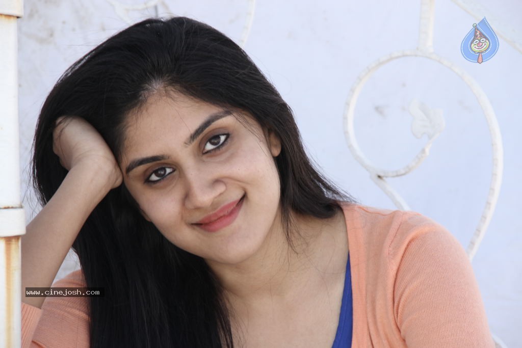Dhanya Balakrishna New Stills - 33 / 107 photos