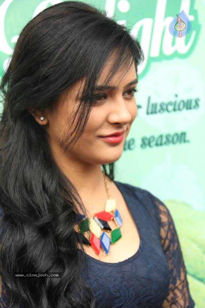 Diah Nicolas New Photos - 66 / 74 photos