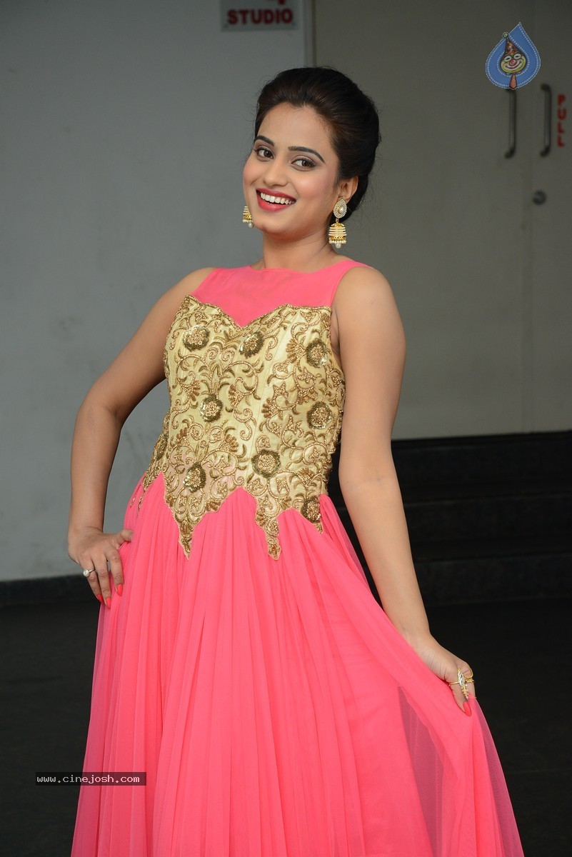 Dimple Chopade Stills - 51 / 66 photos