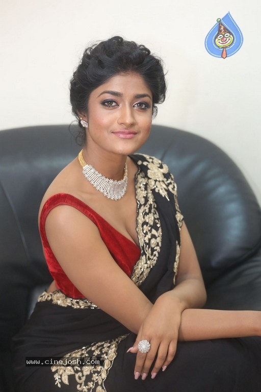 Dimple Hayati Gallery - 12 / 18 photos