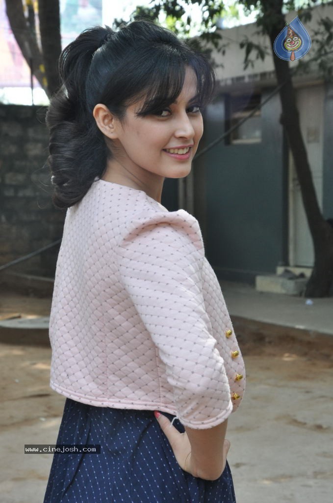 Disha Pandey Latest Gallery  - 32 / 96 photos