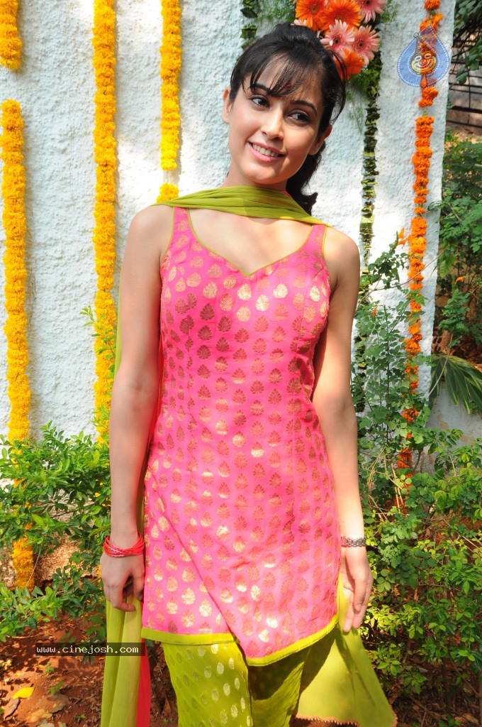 Disha Pandey New Photos - 13 / 72 photos