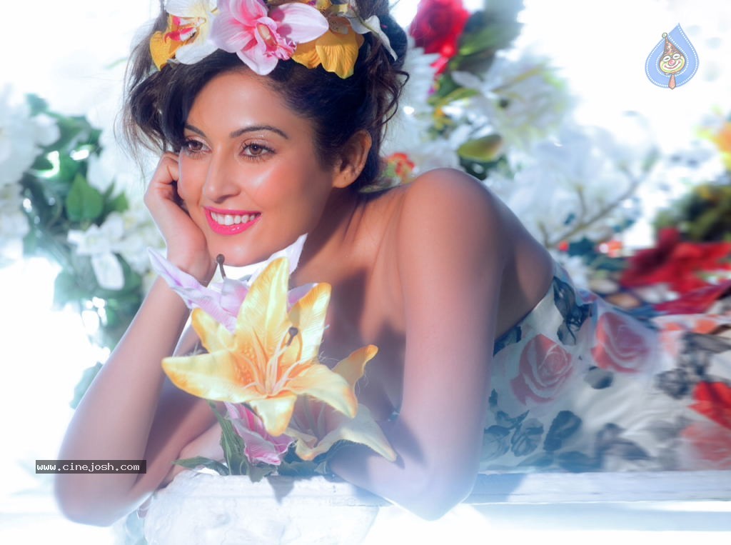 Disha Pandey Portfolio - 4 / 28 photos