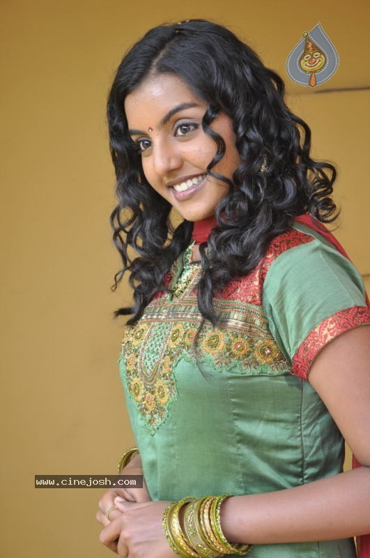 Divya Nagesh Stills - 1 / 54 photos