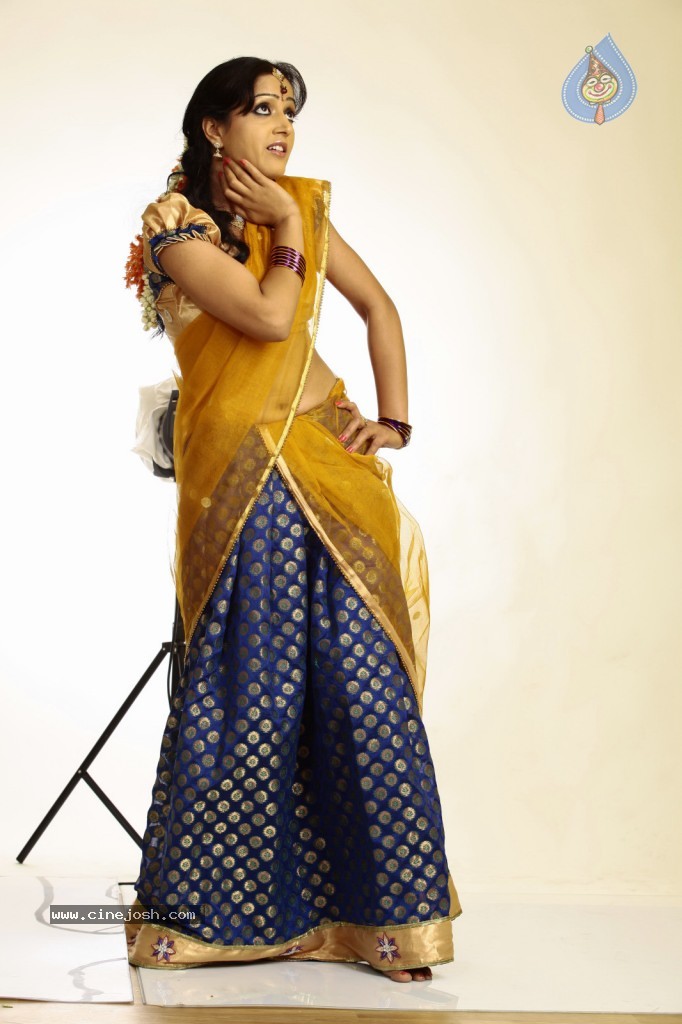 Divya Singh Hot Gallery - 98 / 102 photos