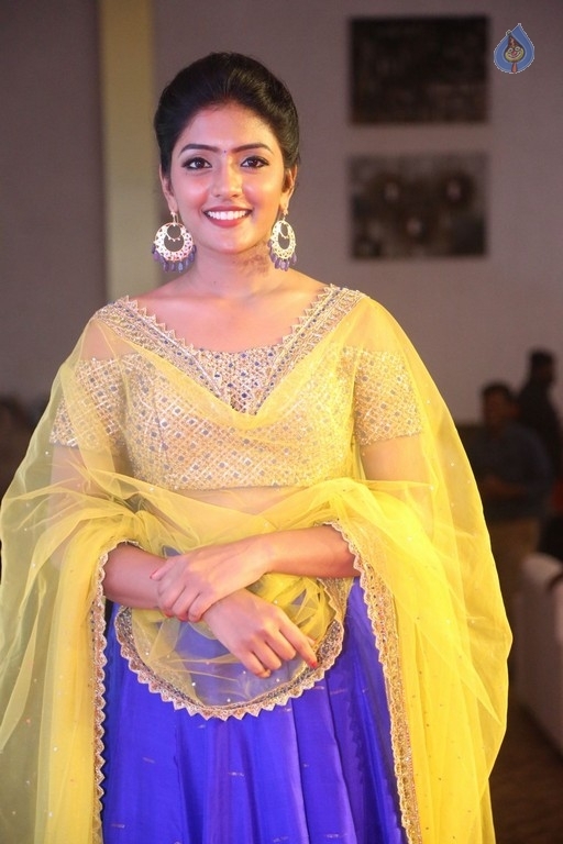 Eesha New Photos - 6 / 42 photos