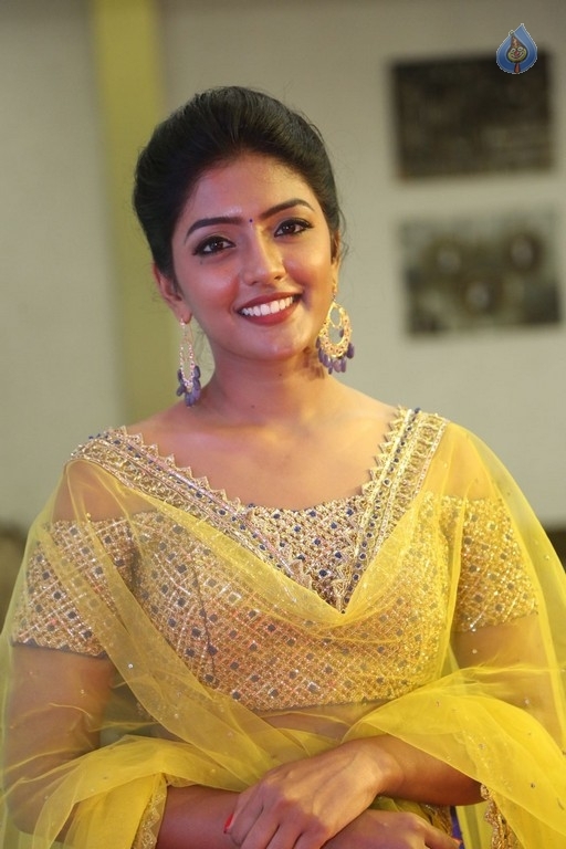 Eesha New Photos - 42 / 42 photos