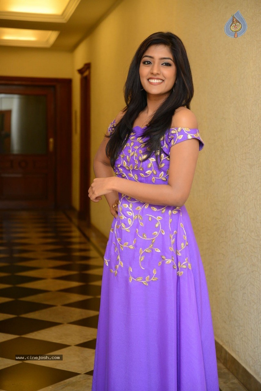 Eesha Photos - 42 / 90 photos