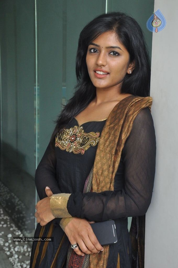 Eesha Photos - 15 / 61 photos