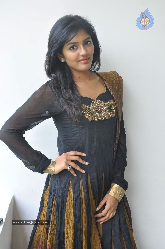 Eesha Photos - 35 / 61 photos