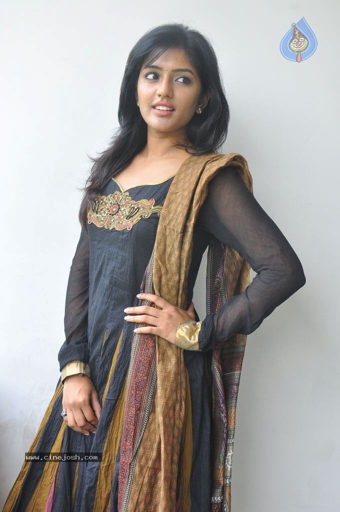 Eesha Photos - 49 / 61 photos