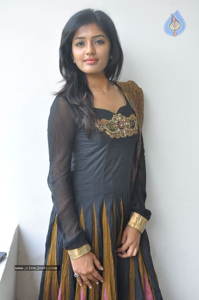 Eesha Photos - 54 / 61 photos