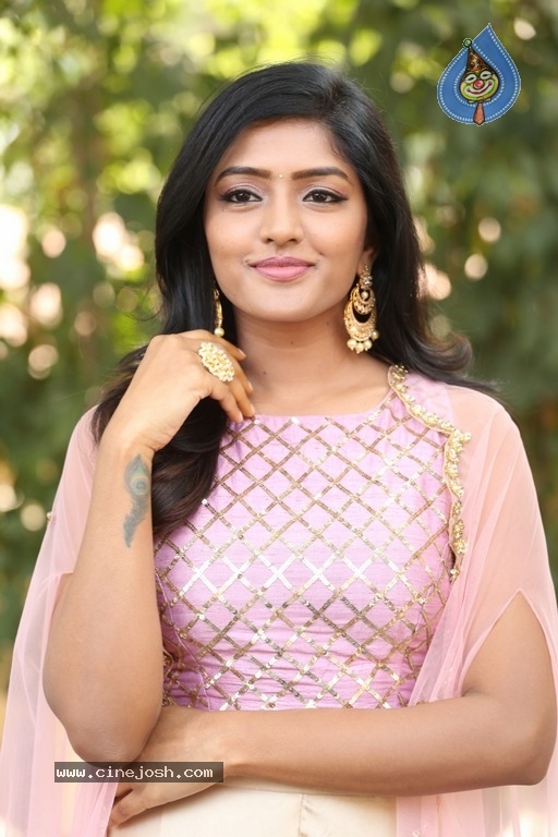 Eesha Rebba New Pics - 12 / 15 photos