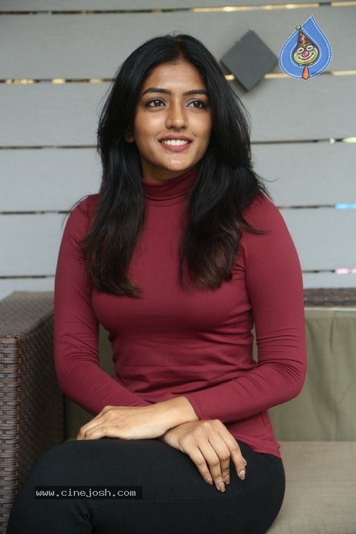 Eesha Rebba Photos - 12 / 20 photos