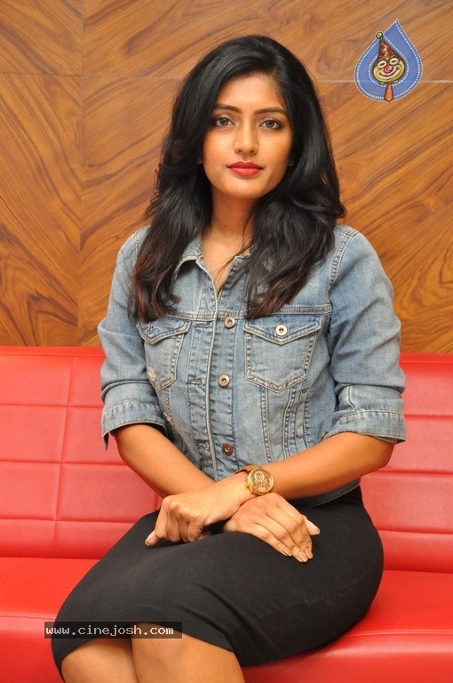 Eesha Rebba Stills - 7 / 17 photos