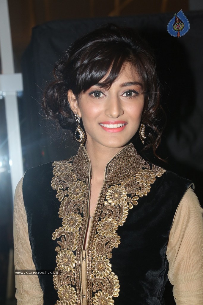 Erika Fernandez Stills - 25 / 62 photos