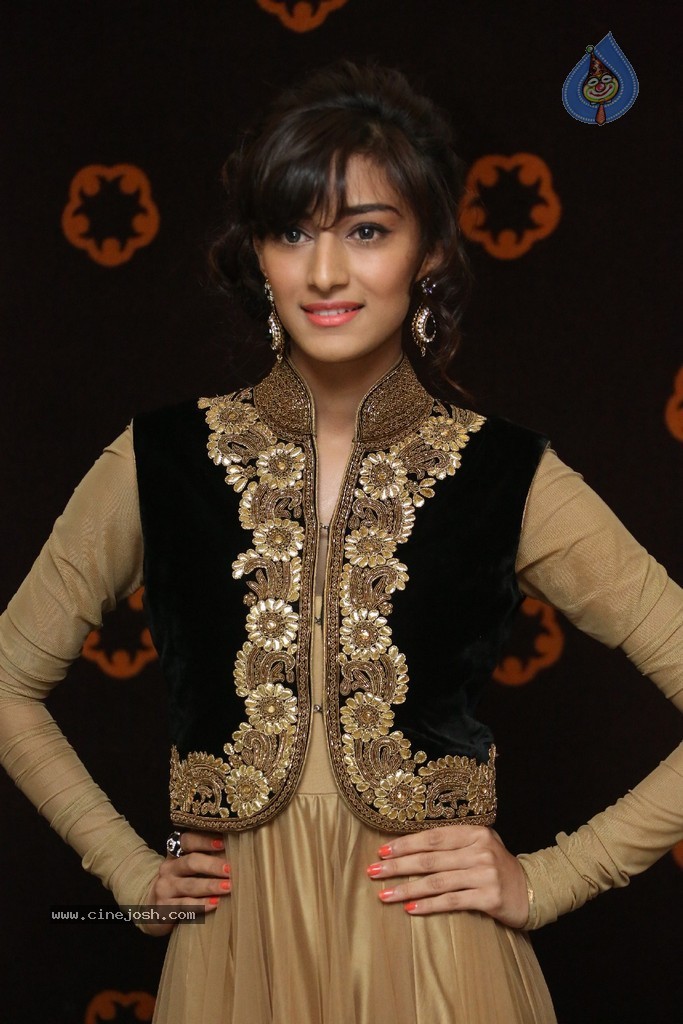 Erika Fernandez Stills - 32 / 62 photos